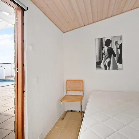Pet Friendly In With Heated Swimming Pool Semesterbostad