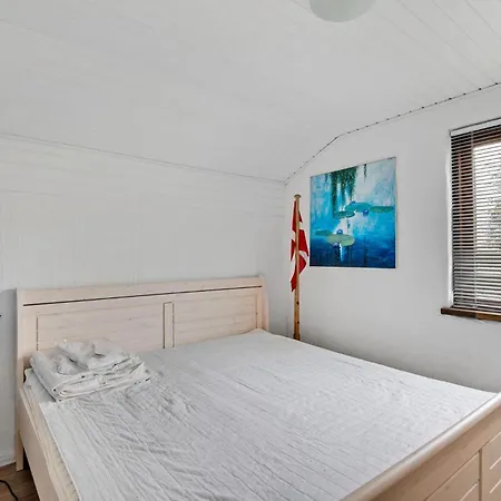 Pet Friendly In With Heated Swimming Pool Semesterbostad Knebel