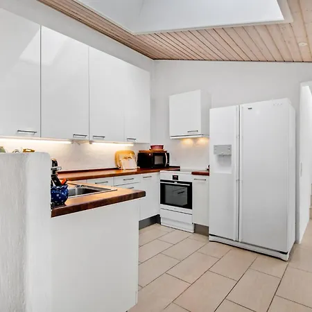 Semesterbostad Pet Friendly In With Heated Swimming Pool Knebel